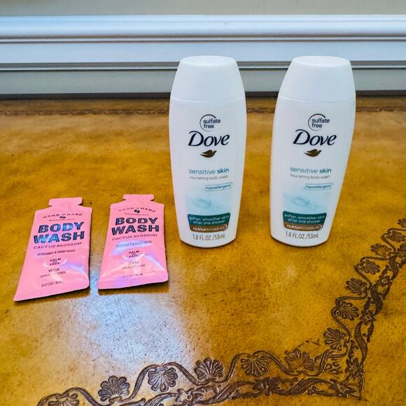 Dove Sulfate Free Hypoallergenic Sensitive Skin Wash Hand in Hand Cactus Blossom - Picture 1 of 3